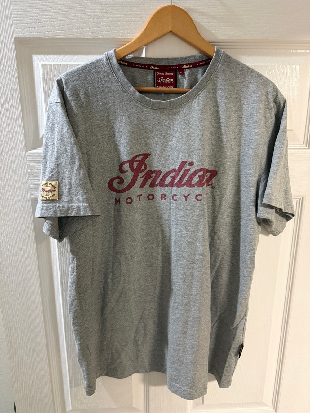 Indian Motorcycle Men's Gray Short Sleeve Logo Tee